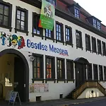 Apartment Halle, -preise, Große 79 Qm Sd Fewo, Eg, Wahlweise Mit 1- 3 Dz, Inklusiv Tv Lounge, Küche, Bad Wc Einfach Und Gut, Langzeitmieter Vb Preise