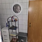 Halle, -preise, Grosse 79 Qm Sd Fewo, Eg, Wahlweise Mit 1- 3 Dz, Inklusiv Tv Lounge, Kueche, Bad Wc Einfach Und Gut, Langzeitmieter Vb Preise 公寓 Halle (Saale)