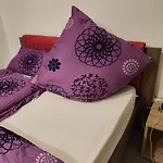 Halle, -preise, Große 79 Qm Sd Fewo, Eg, Wahlweise Mit 1- 3 Dz, Inklusiv Tv Lounge, Küche, Bad Wc Einfach Und Gut, Langzeitmieter Vb Preise Apartment *