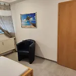 Halle, -preise, Grosse 79 Qm Sd Fewo, Eg, Wahlweise Mit 1- 3 Dz, Inklusiv Tv Lounge, Kueche, Bad Wc Einfach Und Gut, Langzeitmieter Vb Preise * Halle (Saale)