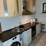 Halle, -preise, Grosse 79 Qm Sd Fewo, Eg, Wahlweise Mit 1- 3 Dz, Inklusiv Tv Lounge, Kueche, Bad Wc Einfach Und Gut, Langzeitmieter Vb Preise *