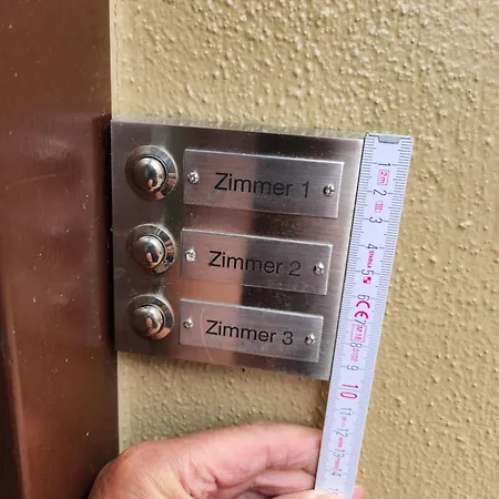 Halle, -preise, Grosse 79 Qm Sd Fewo, Eg, Wahlweise Mit 1- 3 Dz, Inklusiv Tv Lounge, Kueche, Bad Wc Einfach Und Gut, Langzeitmieter Vb Preise Appartement *