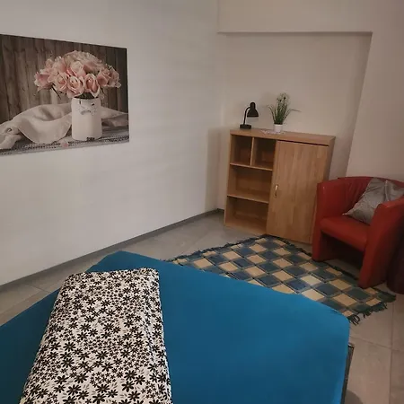 Halle, -preise, Grosse 79 Qm Sd Fewo, Eg, Wahlweise Mit 1- 3 Dz, Inklusiv Tv Lounge, Kueche, Bad Wc Einfach Und Gut, Langzeitmieter Vb Preise * Halle (Saale)