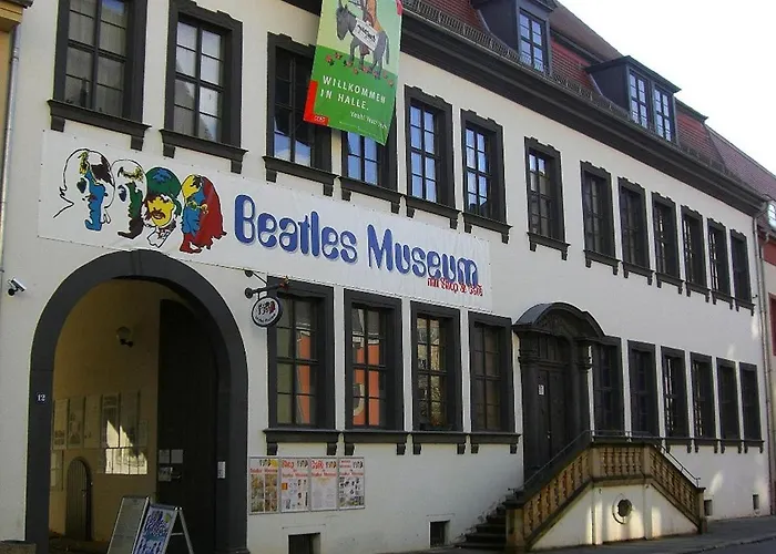 Appartement Halle, -preise, Grosse 79 Qm Sd Fewo, Eg, Wahlweise Mit 1- 3 Dz, Inklusiv Tv Lounge, Kueche, Bad Wc Einfach Und Gut, Langzeitmieter Vb Preise